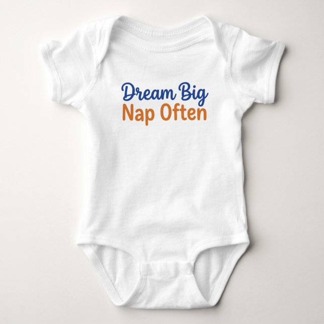 Funny Toddler Quote Dream Big Nap Often Playful Baby Strampler (Vorderseite)