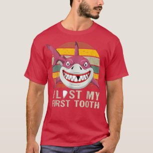 Funny Tooth Fairy Gifts Vintages Hai Mädchen ich v T-Shirt