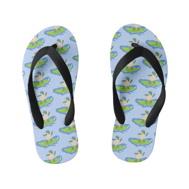Funny tortoise wave surfing Cartoon Kinderbadesandalen (Fußbett)