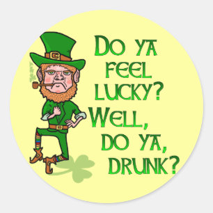 Funny Tough Lucky Betrunken Leprechaun Runder Aufkleber