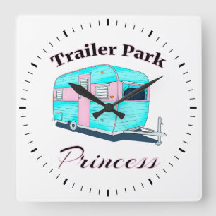 Funny Trailer Park Princess RV Camping Quadratische Wanduhr