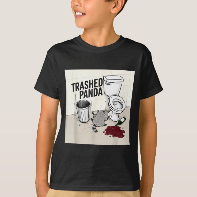 Funny Trashed Panda Racoon Gets Drunk  T-Shirt (Vorderseite)