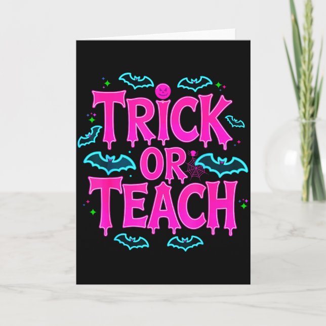 Funny Trick Or Teach Women Teacher Halloween Retro Karte (Vorderseite)