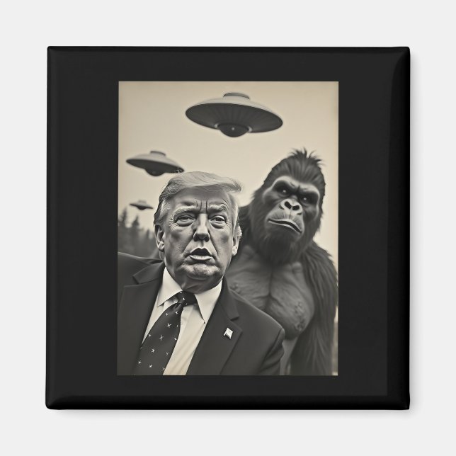 Funny Trump Bigfoot Selfie mit Ufos komischer Alie Magnet (Vorne)