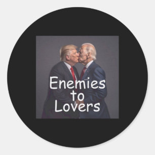 Funny Trump und Biden Küssen Runder Aufkleber