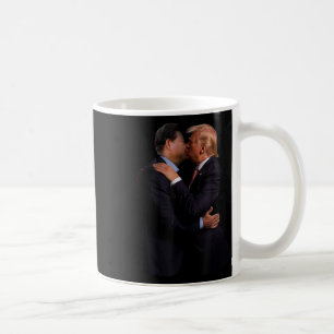 Funny Trump US Präsident und China Präsident Kiss Kaffeetasse