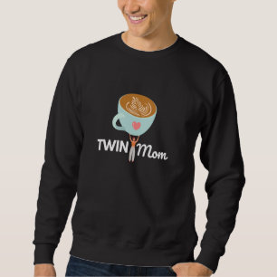 FUNNY TWIN MAMA OUTFIED IDEE MOMMY ODER MAMA, WER  SWEATSHIRT