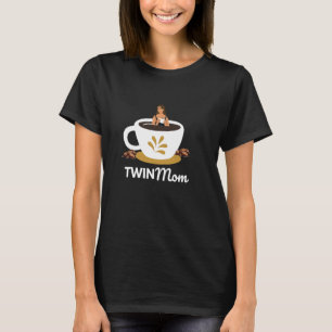FUNNY TWIN MAMA OUTFIED IDEE MOMMY ODER MAMA, WER T-Shirt