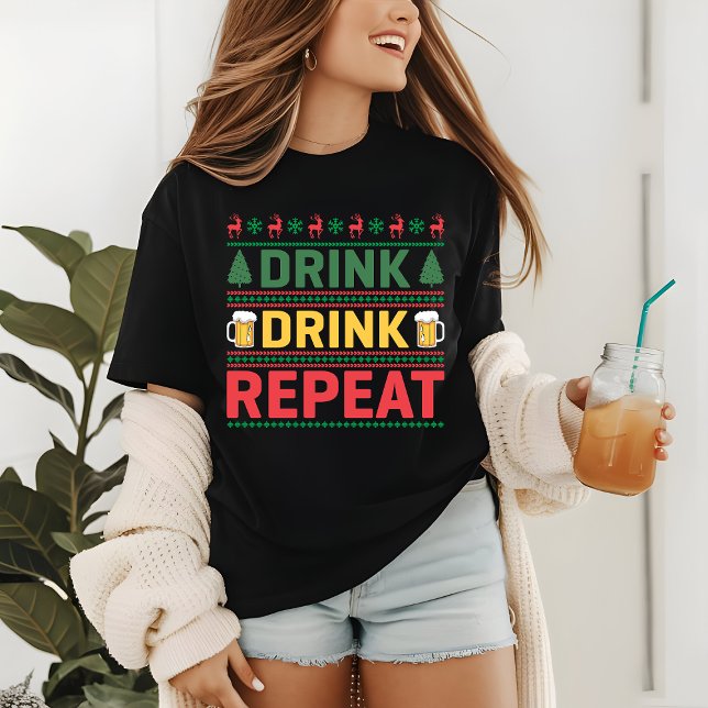 Funny Ugly Christmas Sweater Drink Bier Script Tri-Blend Shirt (Von Creator hochgeladen)