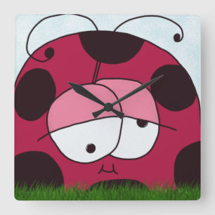 Funny und Chubby Ladybug Quadratische Wanduhr