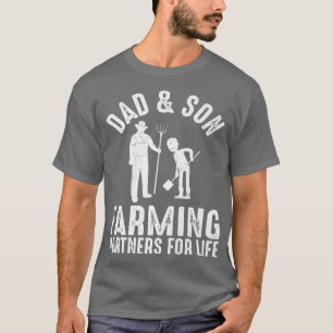 Funny Vater and Son Farms Partners for Life Bauer T-Shirt