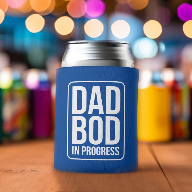 Funny Vater Bod in Progress Spaß Vatertag Dosenkühler (Funny Can Cooler - Dad Bod in Progress - Father's Day Gift or a New Dad Favor)