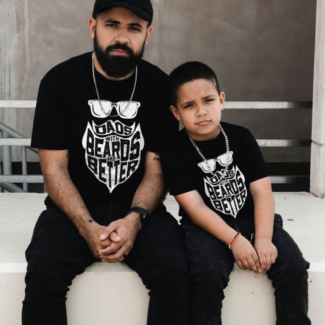 FUNNY VATER MIT BÄRTEN SIND BESSER VATER DAY T-Shirt (Von Creator hochgeladen)
