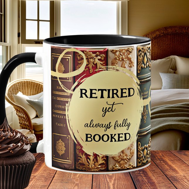 Funny Vintag Books Retirement Kaffeetasse (Funny mug featuring artistic vintage books. Great for a retiring book lover.)