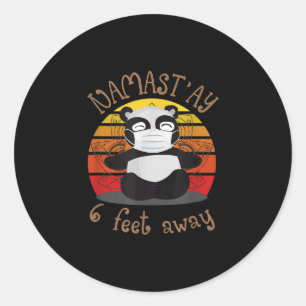 Funny Vintag Namaste Panda Namast'ay 10 Meter entf Runder Aufkleber