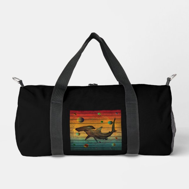 Funny Vintag Space Shark Duffle Bag (Vorderseite)
