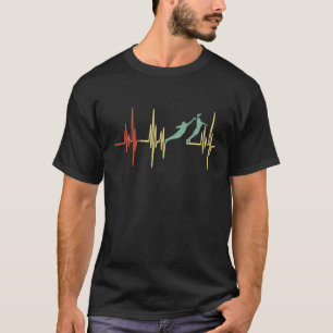 Funny Vintag Ultimate Frisbee Heartbeat Flatball T-Shirt