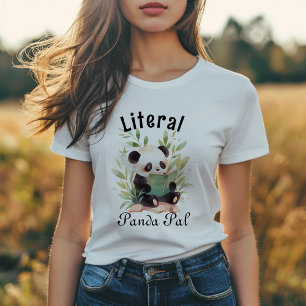 Funny Watercolor Panda Lesen eines Buches T-Shirt
