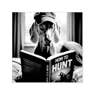 Funny Weimaraner liest ein Buch über die Jagd Permastempel