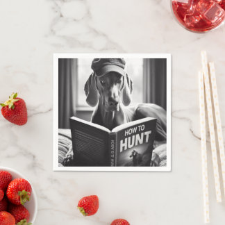 Funny Weimaraner liest ein Buch über die Jagd Serviette