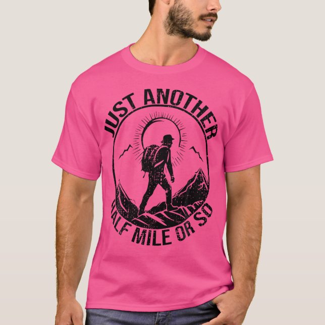 Funny Wiker spendet noch eine halbe Meile oder so  T-Shirt (Vorderseite)