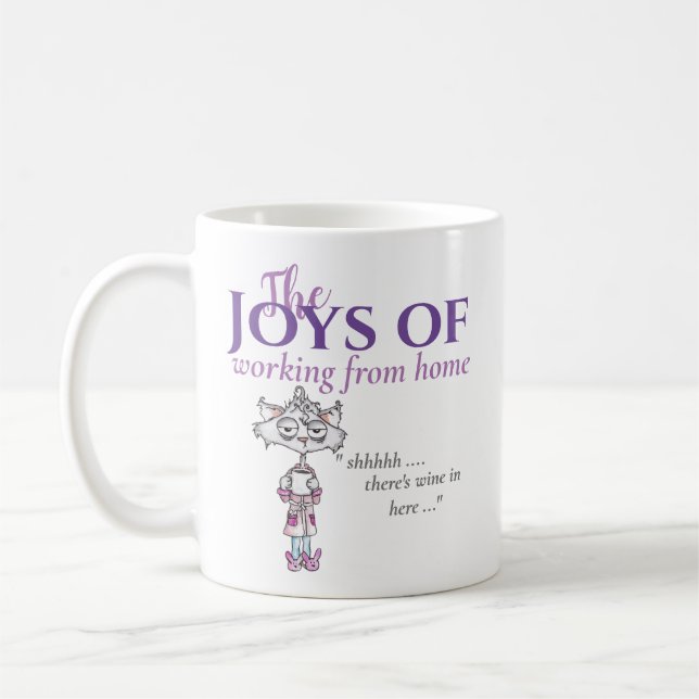 Funny Working from Zuhause Zitat Es ist Wein hier  Kaffeetasse (Links)