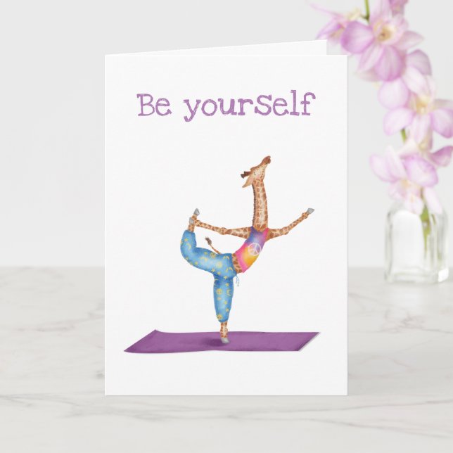 Funny Yoga giraffe 'Be yourself'-Karte Karte (Orchidee)