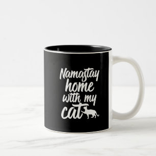 Funny Yoga Kitten Lover Namastay Zuhause mit meine Zweifarbige Tasse