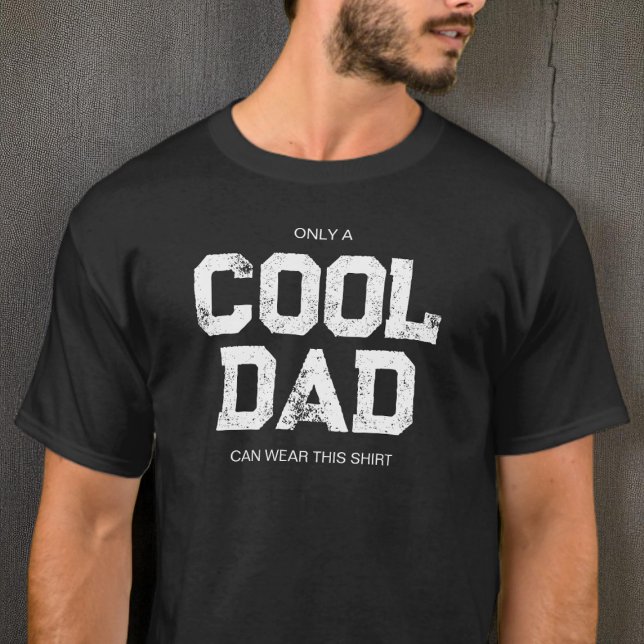 Funny Zitat Schwarz-Weiß-Typografie Cooler Vater T-Shirt (Funny Quote Black and White Typography Cool Dad T-Shirt)