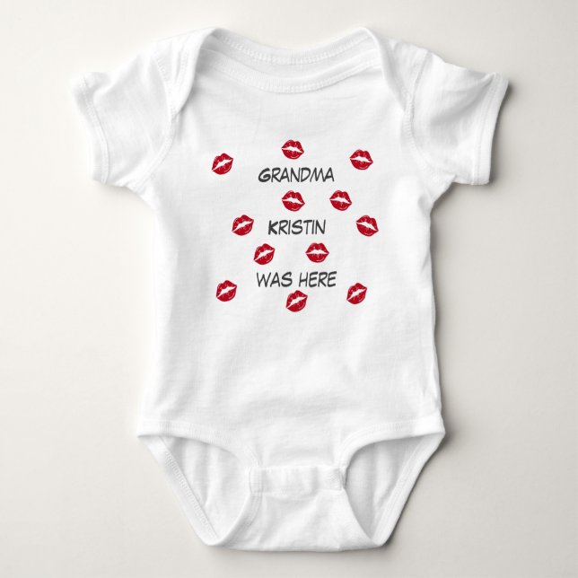 Funy Oma war hier Baby Bodysuit Baby Strampler (Vorderseite)