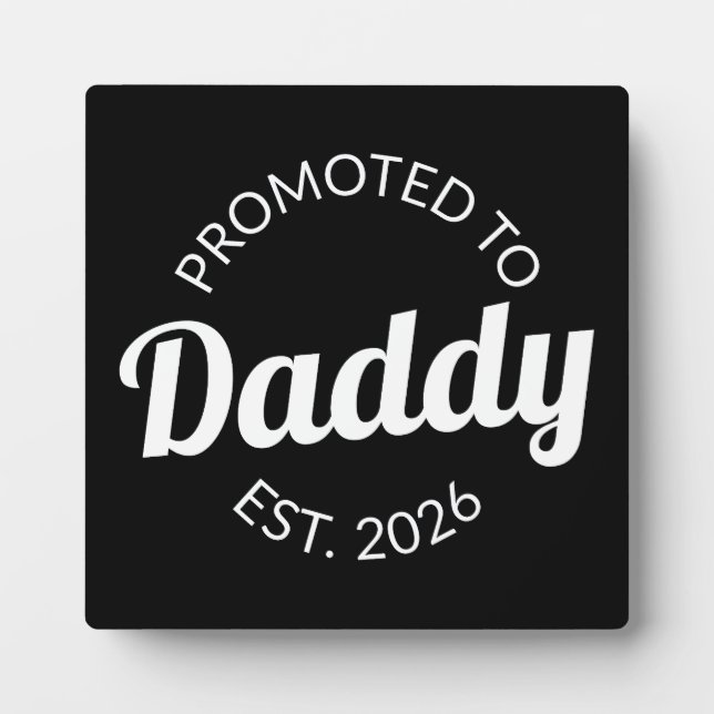 Für Daddy Est befördert. 2026 Fotoplatte (Vorderseite)
