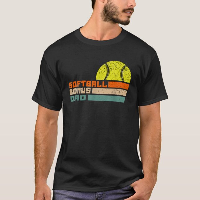 für Herren Softball Bonus Papa von Stieftochter T-Shirt (Vorderseite)