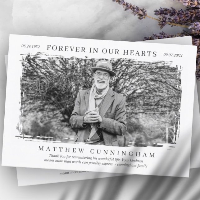 Für immer in unserem Hearts Memorial Modern Simple Dankeskarte (Von Creator hochgeladen)