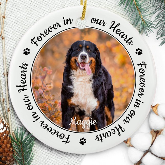 Für immer in unserem Hearts Pet Loss Geschenk Hund Keramik Ornament (Von Creator hochgeladen)