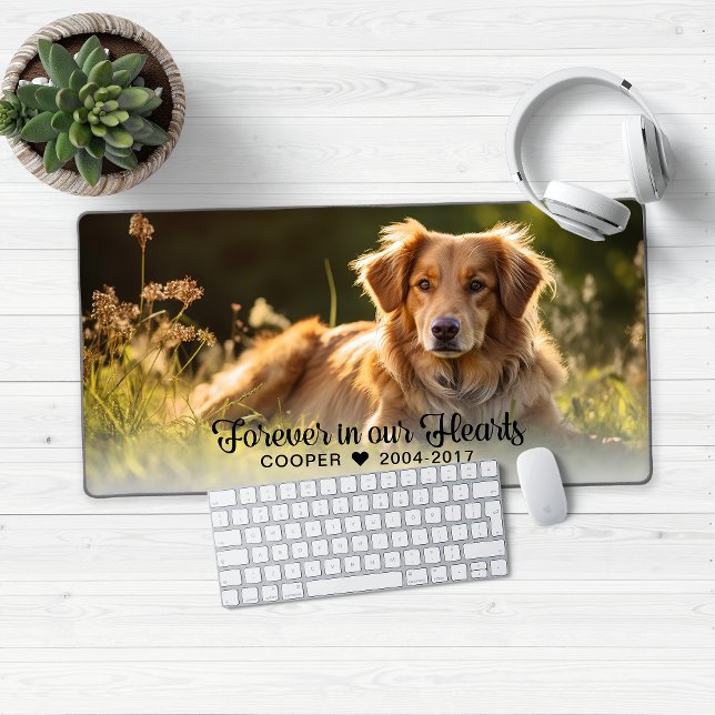 Für immer in unserem Hearts Pet Memorial Foto Schreibtischunterlage (Forever in our Hearts Dog Keepsake Memorial Desk Mat Mouse Pad)