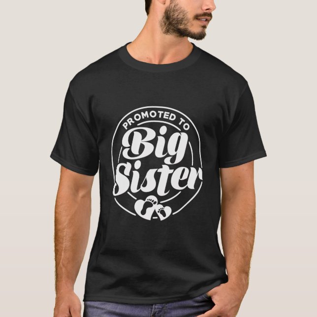 Für kleine Mädchen befördert in große Schwester fü T-Shirt (Vorderseite)