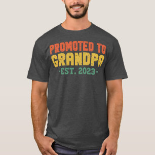Für Opa 1 befördert T-Shirt