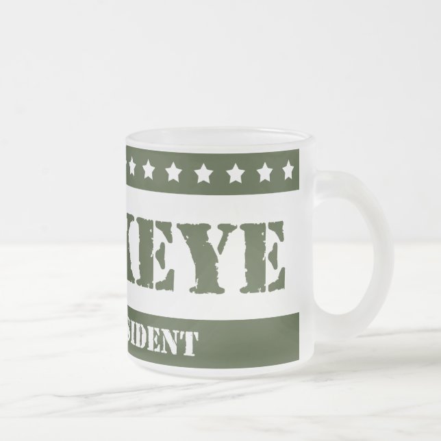 Für Präsidenten Hawkeye Mattglastasse (Rechts)