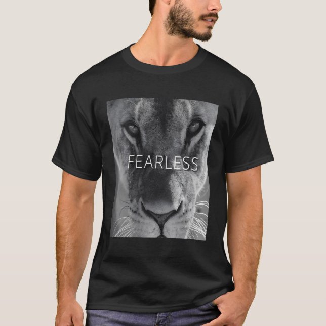 Furchtlose Löwenlioness Shirt für Männer Frauen (Vorderseite)