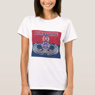 Furchtloser 82. Im Flugzeug Geschäftsbereich T-Shirt
