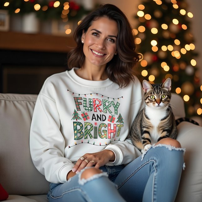 Furry und Bright Holiday Sweatshirt (Von Creator hochgeladen)