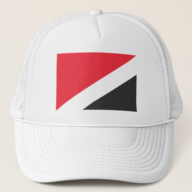 Fürstentum Sealand Flag Truckerkappe (Vorderseite)