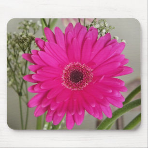 Fushia daisy Mousepad