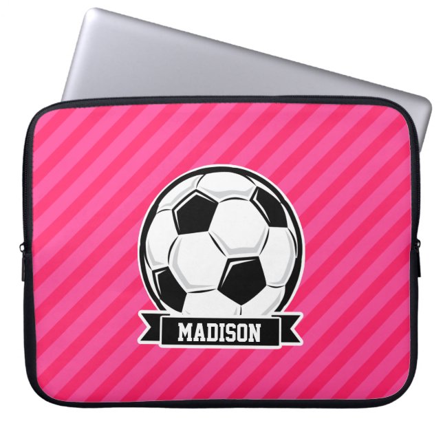 Fußball auf Neon Pink Streifen Laptopschutzhülle (Vorderseite)