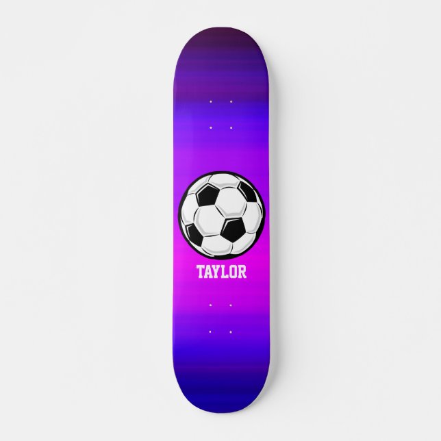 Fußball-Ball; Vibranly Blue und Magenta Skateboard (Vorne)
