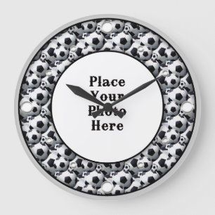 Fußball-Bälle rahmen Ihr Foto an der Wand Große Wanduhr