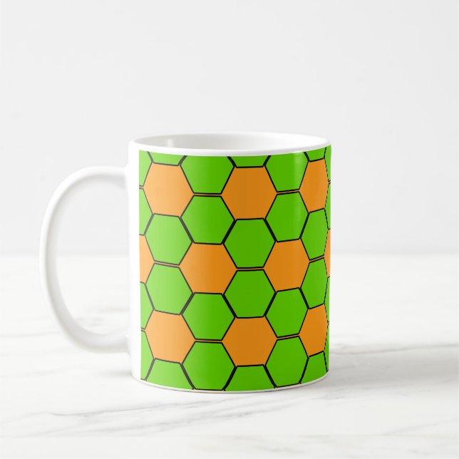 Fußball / Fußball-Ball Textur - Orange & Green Kaffeetasse (Links)