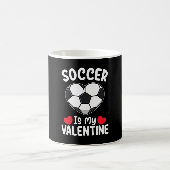 Fußball ist mein Valentinstag Sport Kaffeetasse (Mittel)