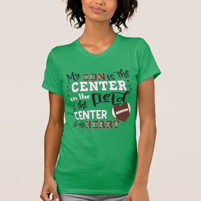 Fußball-Mama-Shirt mein Sohn ist die Mitte T-Shirt (Vorderseite)
