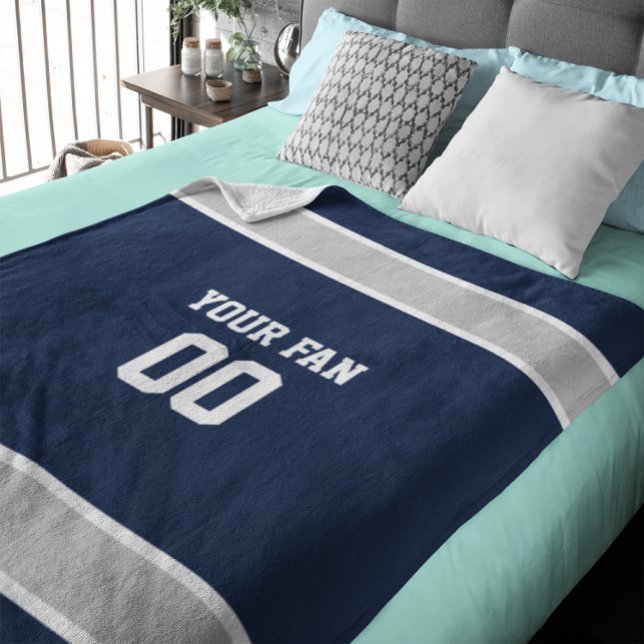 Fußball-Navy, Silver & White Personalisiert Fleecedecke (Von Creator hochgeladen)